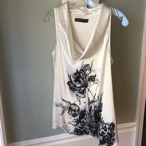 EUC The Limited Size M Top